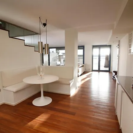 Lägenhet Luxury Oceanview Two Floors Beach House Il Raffinato 50mt To The Sea *