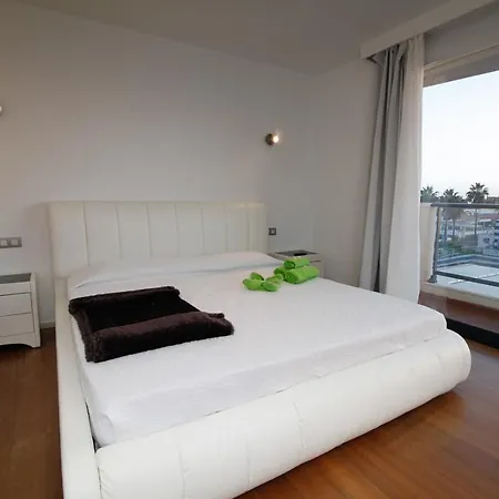Lägenhet Luxury Oceanview Two Floors Beach House Il Raffinato 50mt To The Sea